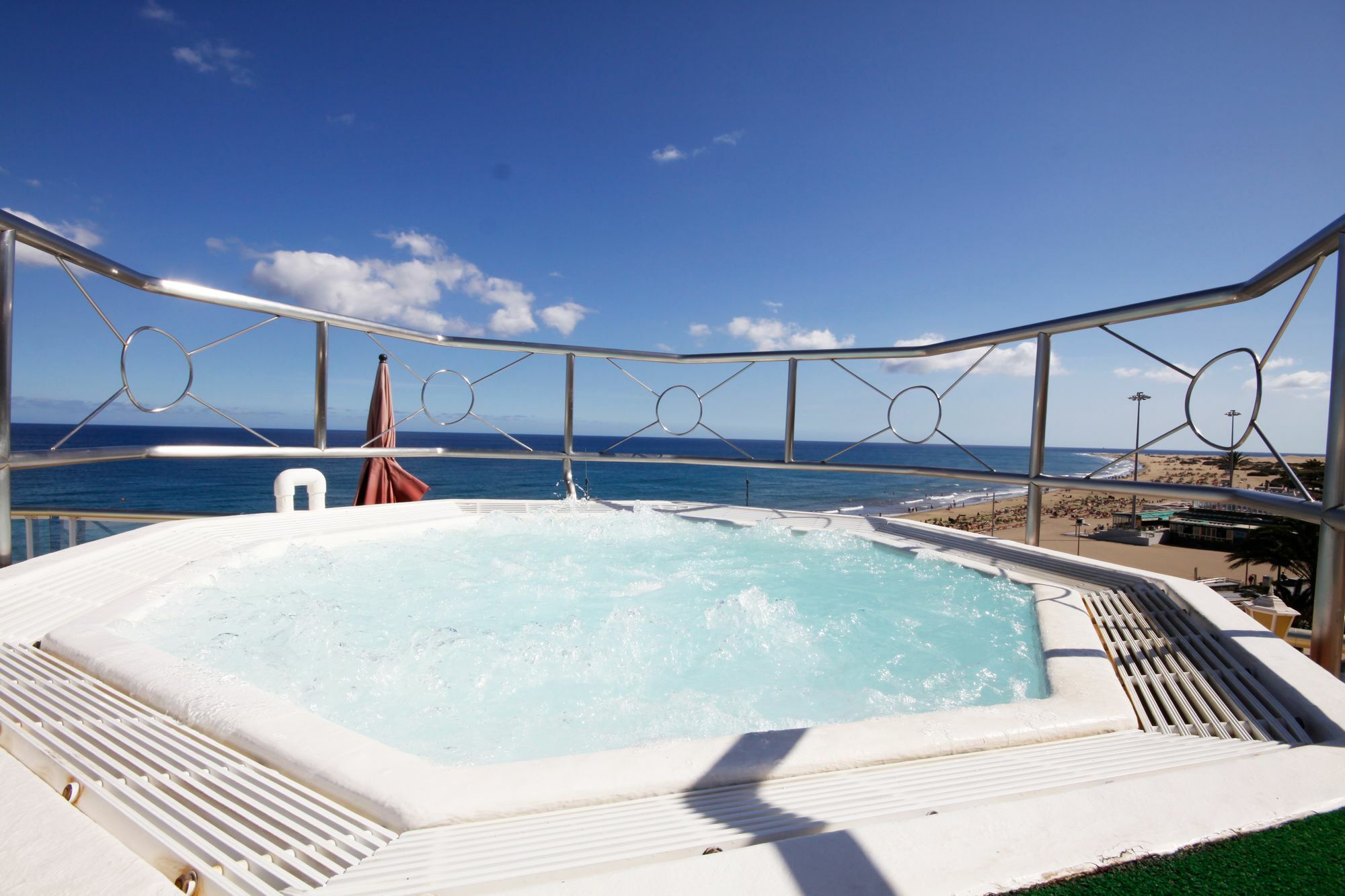 Atlantic Beach Club Πλάγια ντελ Ινγκλές Εξωτερικό φωτογραφία